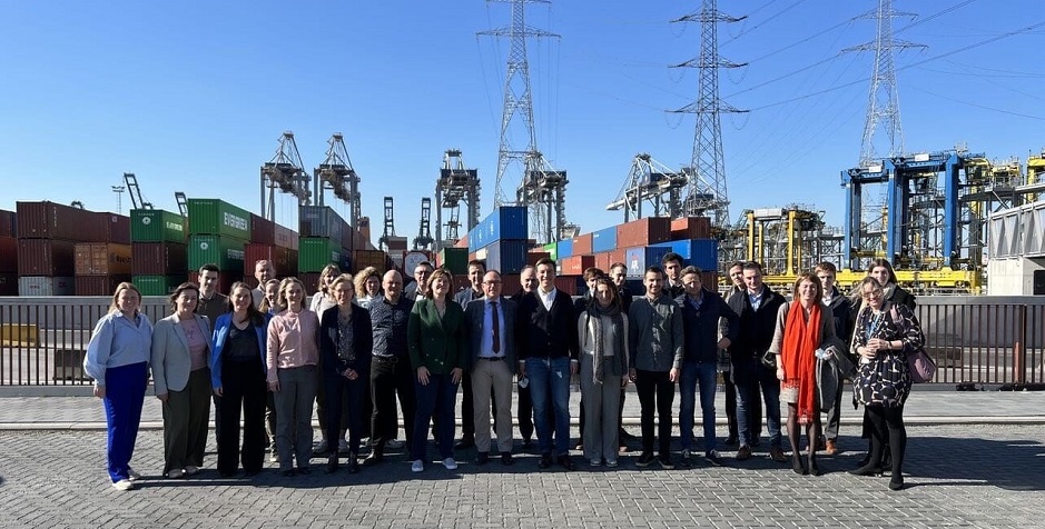 studiedag dp world bezoek