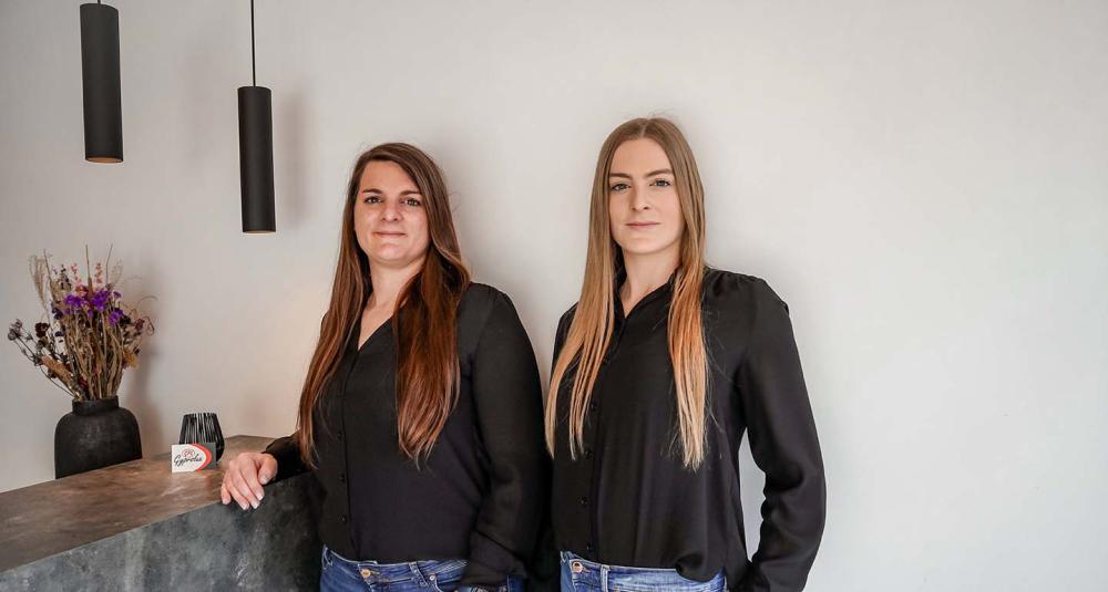 Romy en Laura Lupo, Gyprolux