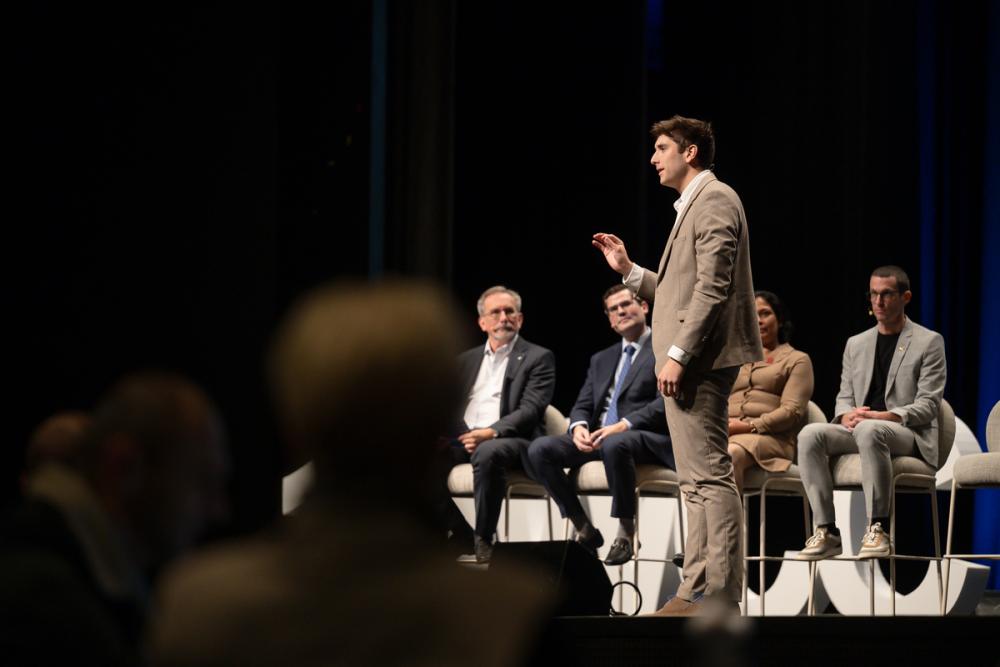 Arne pitch World Chembers Competition