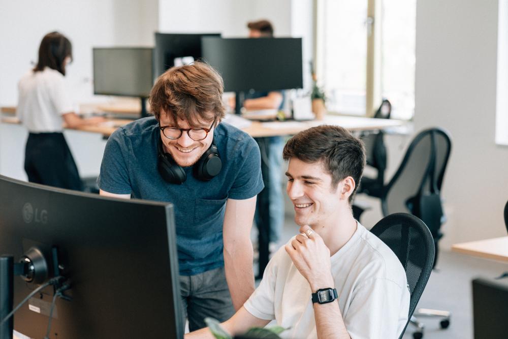 Co-founder we are Guillaume Vande Maele samen met software engineer Lucas Antchougov
