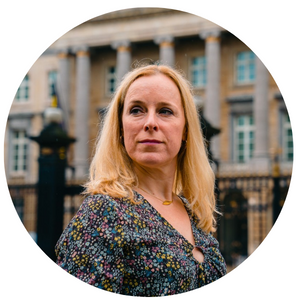 Staatssecretaris voor Begroting en Consumentenbescherming Eva De Bleeker