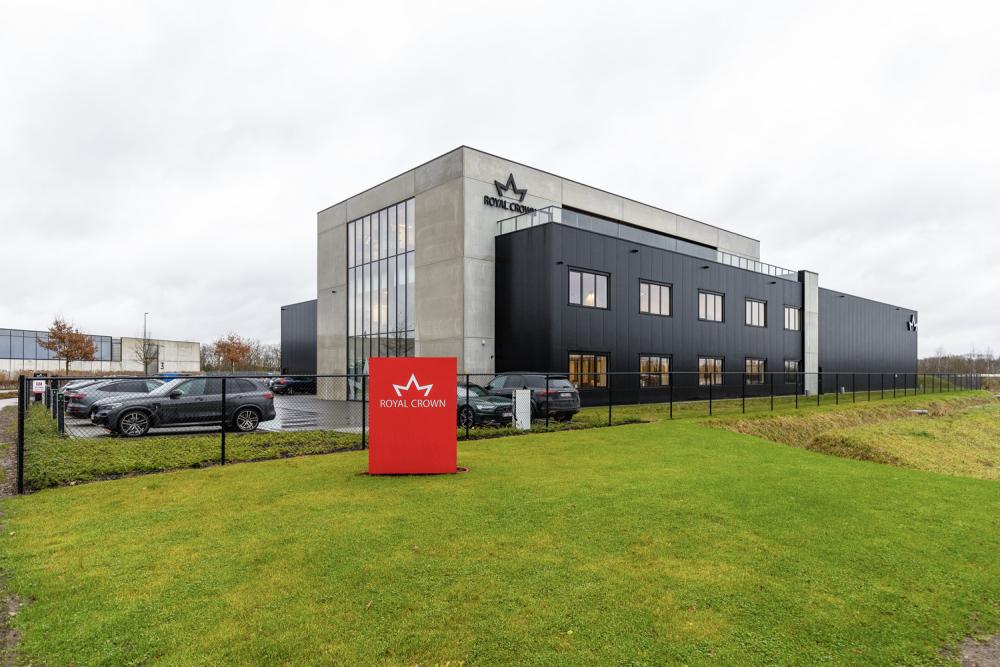 Nieuwbouw voor Royal Crown door sterke groei