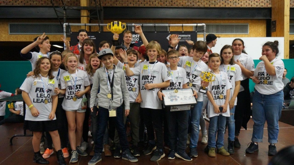ZIPA 2 wint FLL