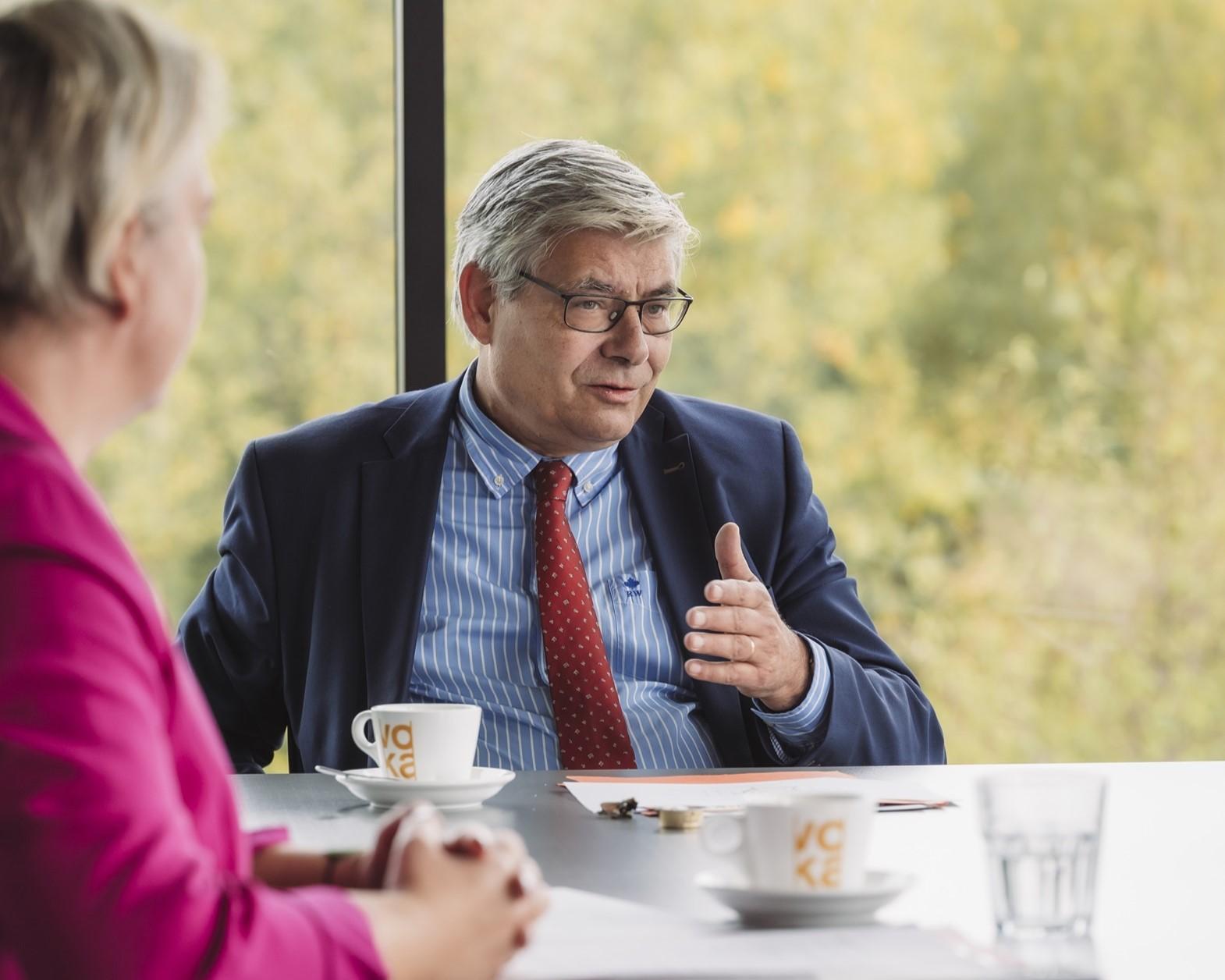 Jean de Bethune (gedeputeerde Economie en Streekontwikkeling West-Vlaanderen en voorzitter POM West-Vlaanderen)