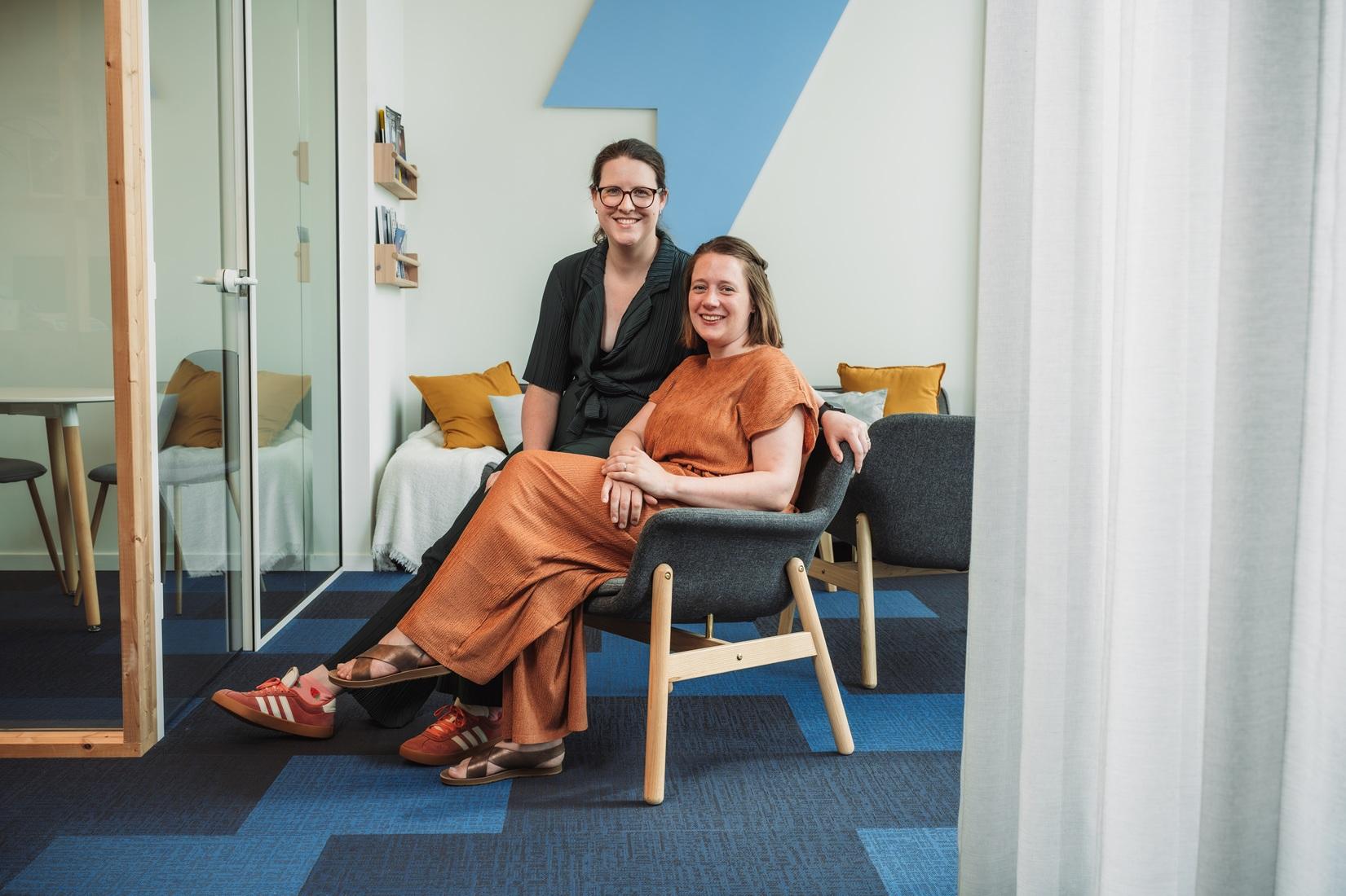 Stephanie Demasure en Anastasia Verleysen - Bliksem Schrijfbureau: