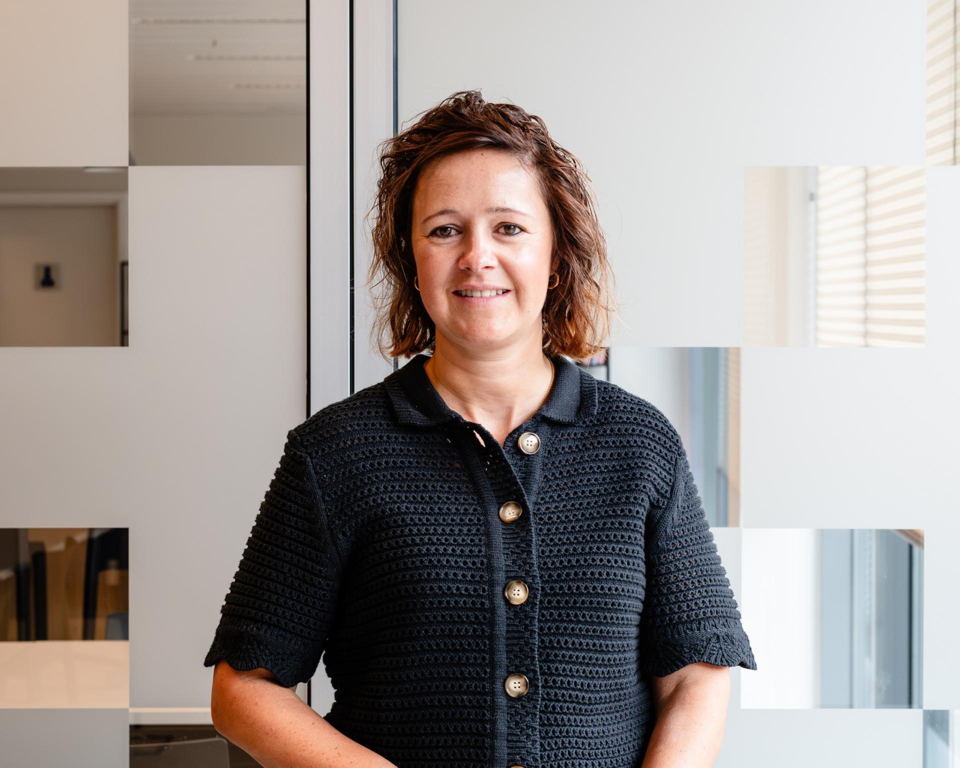 ALINE OLLEVIER (NOZZLE)