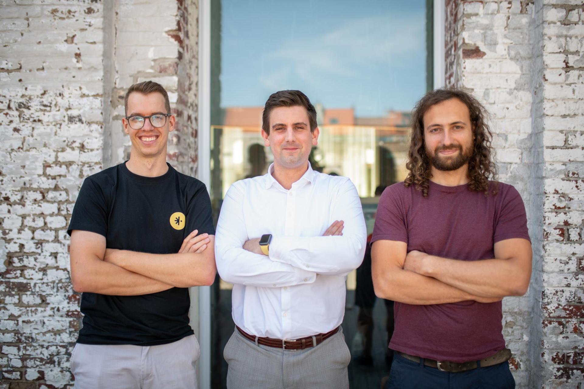 Van links naar rechts: Maarten Raes, Nikolas Taillieu en Jens Mostaert, het founding team van Ballistix.digital