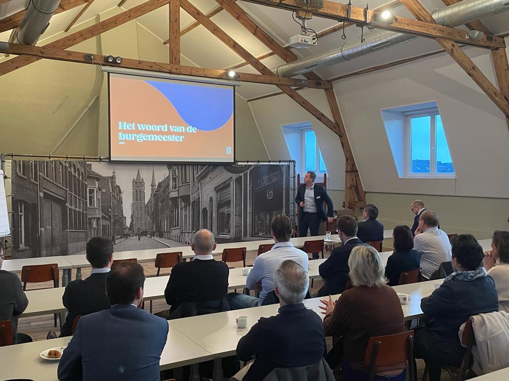 Voka Politica in beeld - Ontmoetingen met de burgemeester Bert Maertens