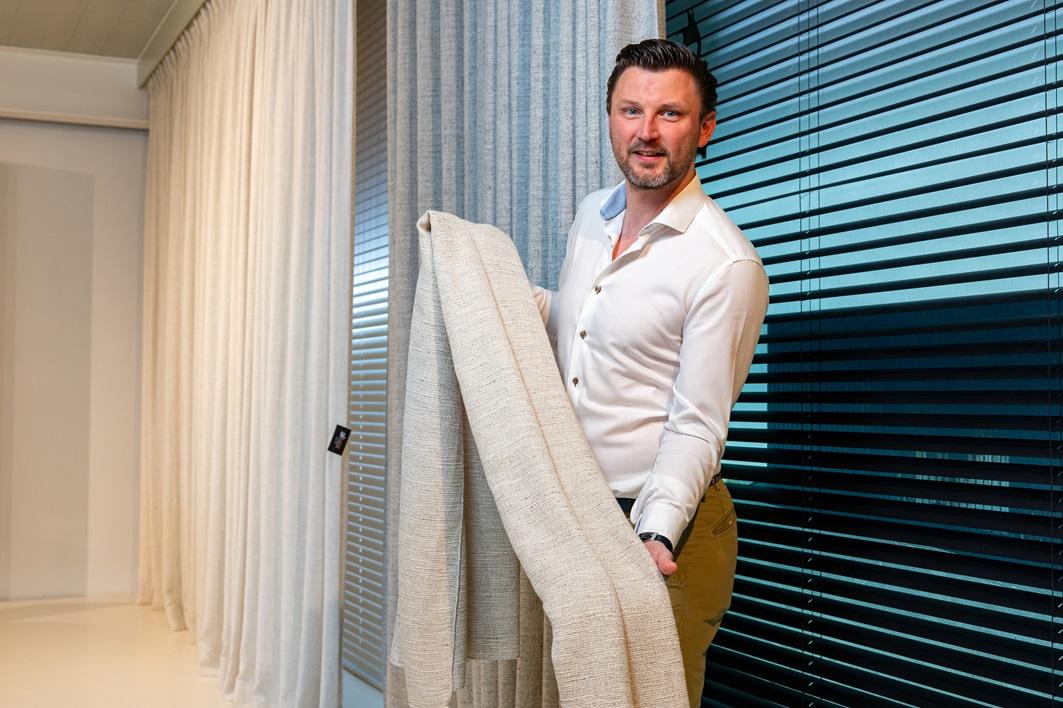 Altex opent nieuwe showroom Peter Desmedt