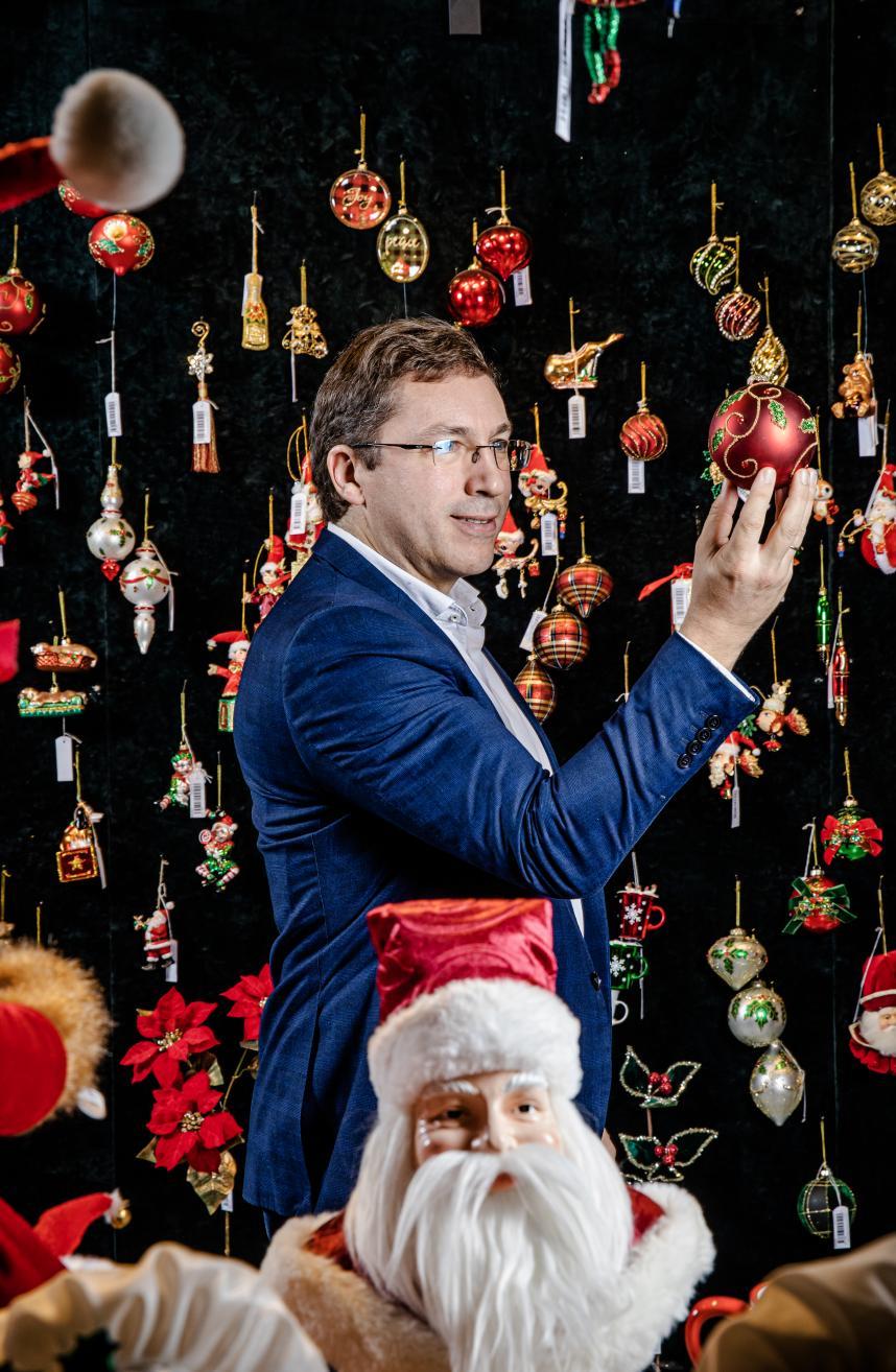 kerstgroothandel Goodwill ontwerpt en levert duizenden kerstballen, -slingers, -lichtjes en andere ornamenten aan de bekendste winkel- en hotelketens ter wereld.