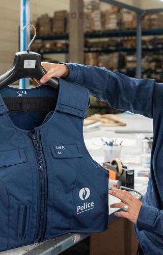 Seyntex steekt Belgisch leger in het nieuw