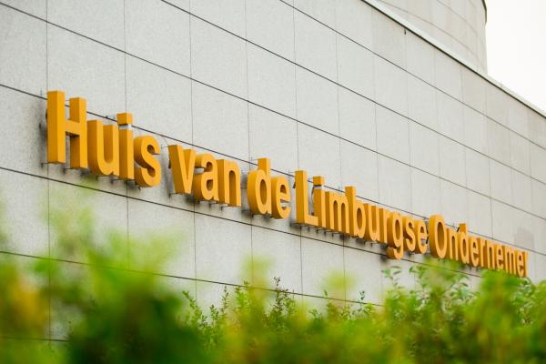 gebouw huis limburgse ondernemer