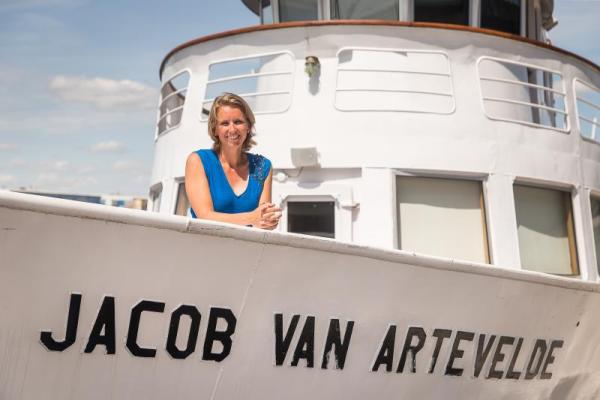 Werk 8: de haven in de stad brengen en vice versa