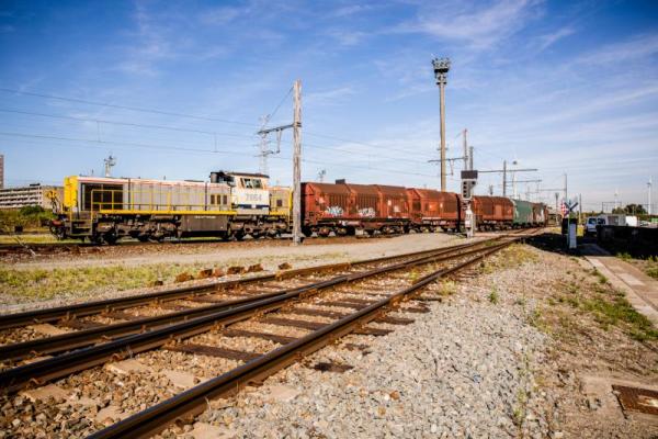 Werk 9: meer transport via spoor