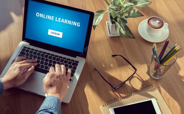 laptop met online training