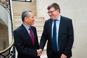 Ontmoeting Hans Maertens en Ambassadeur Vuong Thua Phong