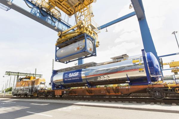 vanhool_basf