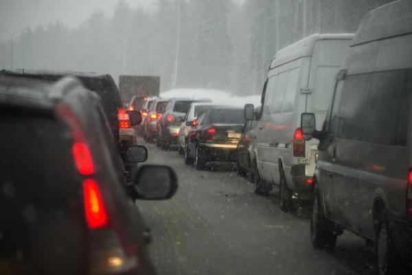 File bij sneeuw
