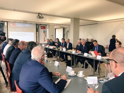 Rondetafelgesprek nav brexit met Michel Barnier