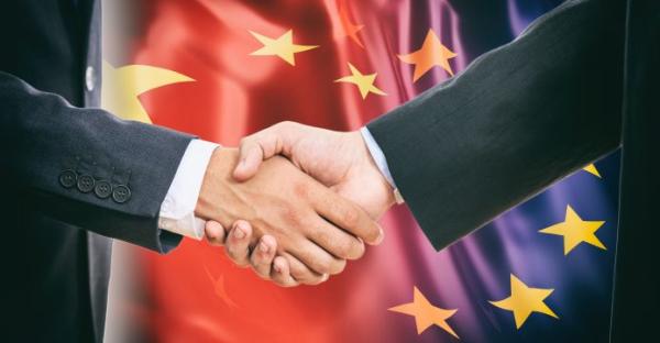 handshake China EU