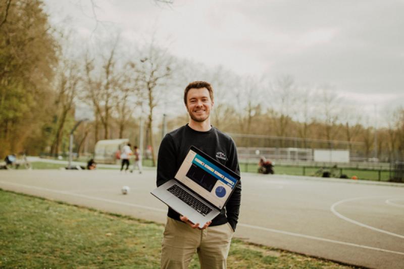 Lukas Van Orshoven met zijn scale-up Crowdselling