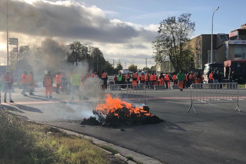 staking