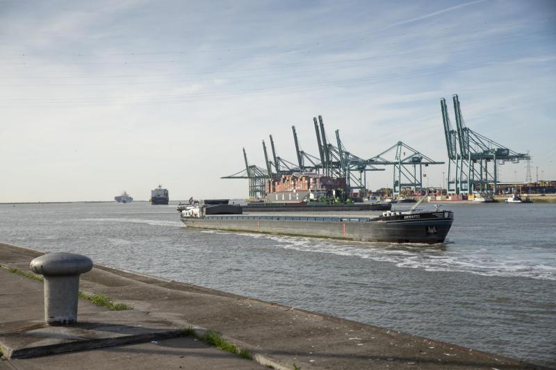 Reactie op hoofdartikel ​ ​in De Tijd van 24 juli