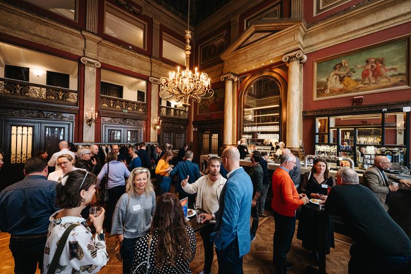 Achter de schermen bij de Bourlaschouwburg