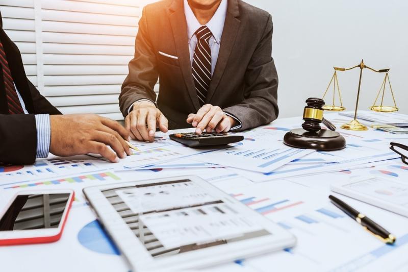 Btw-risico's bij holdings en facturaties met groepsvennootschappen