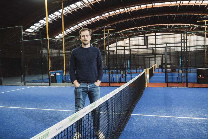 Brugse Arenal fusioneert met Padelworld Tom De Sutter