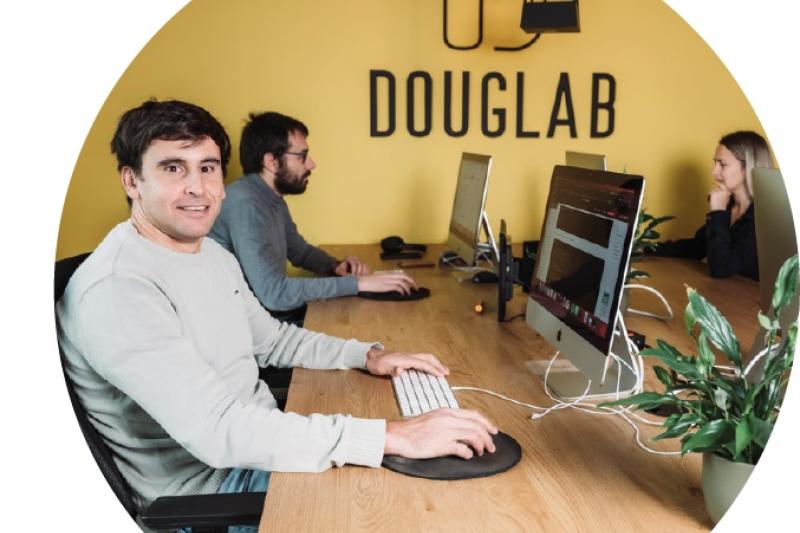 Douglab: Bruggenbouwer tussen digitale oplossingen