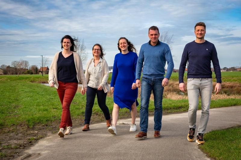 Ventilair Group zet zich in voor het goede doel Elke Tommelin, Veronique Veys, Delphine Maelfait, Yoeri Dewagenaere en Steven Braekeveldt