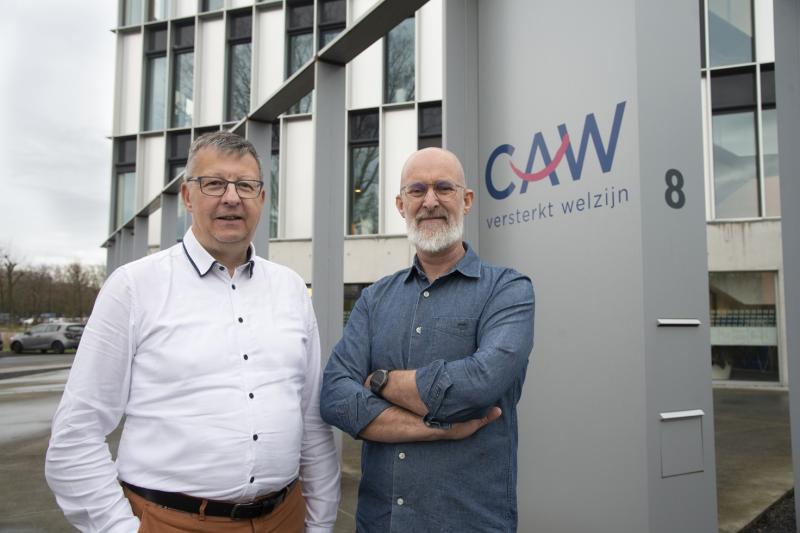 CAW Noord-West-Vlaanderen helpt vooral mensen op beroepsactieve leeftijd Patriek Cattrysse en Bart Pauwels
