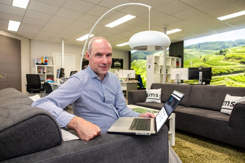TMS Software surft mee op de golven van het internet Bruno Fierens