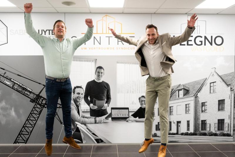 De Sprong: Didier Beyens en Yannick Van Oevelen, Syntres