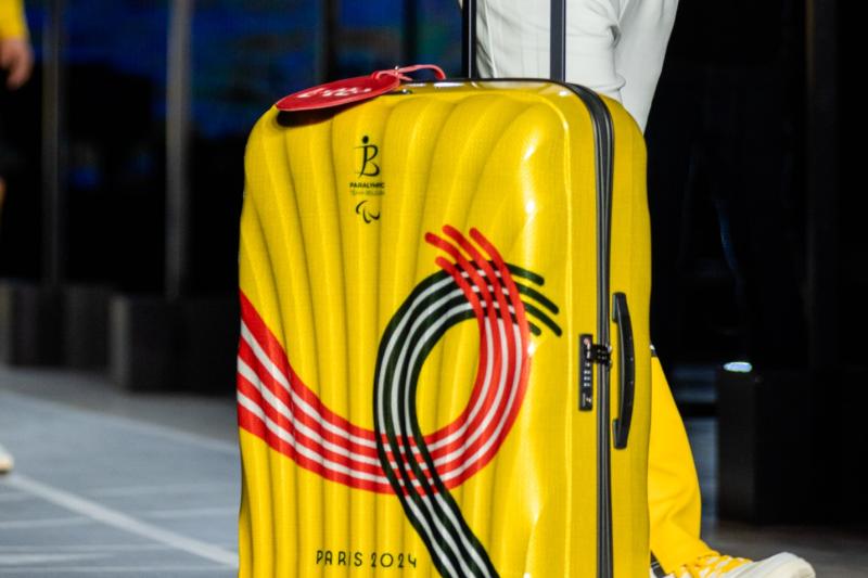 Samsonite-koffers doen de tocht naar Parijs op wieltjes lopen