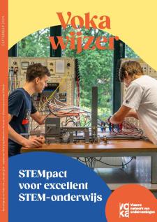 Cover Voka Wijzer: jongeren aan het werk met STEM